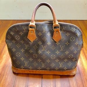 Louis Vuitton Alma MM